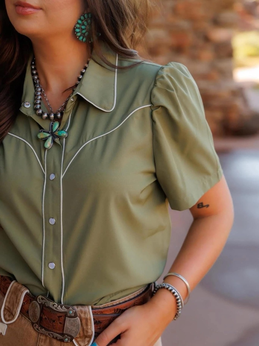 Howdy Hanny Vintage Top Olive Green Puff Sleeve Western-Style Womens Top **NWT**